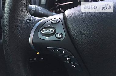 Седан Infiniti M37 2013 в 