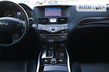 Седан Infiniti M37 2013 в 