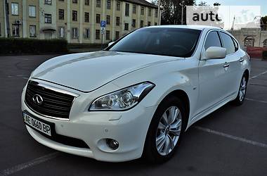 Седан Infiniti M37 2012 в Днепре