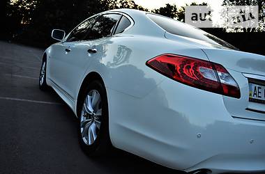 Седан Infiniti M37 2012 в Днепре