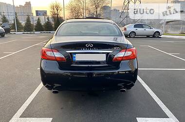 Седан Infiniti M37 2013 в 