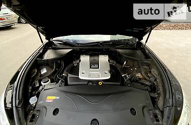 Седан Infiniti M37 2013 в 