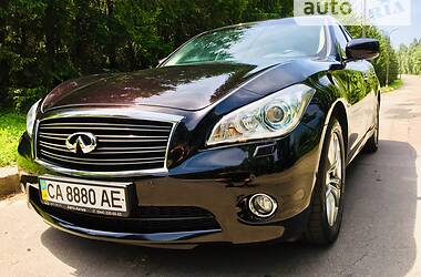 Седан Infiniti M37 2013 в 