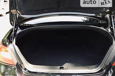 Седан Infiniti M37 2013 в 
