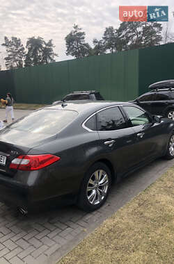 Седан Infiniti M37 2011 в Киеве
