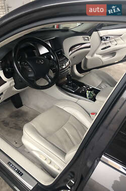 Седан Infiniti M37 2011 в Киеве