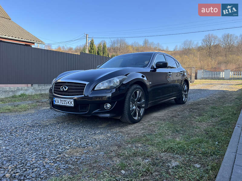 Infiniti M37 2012