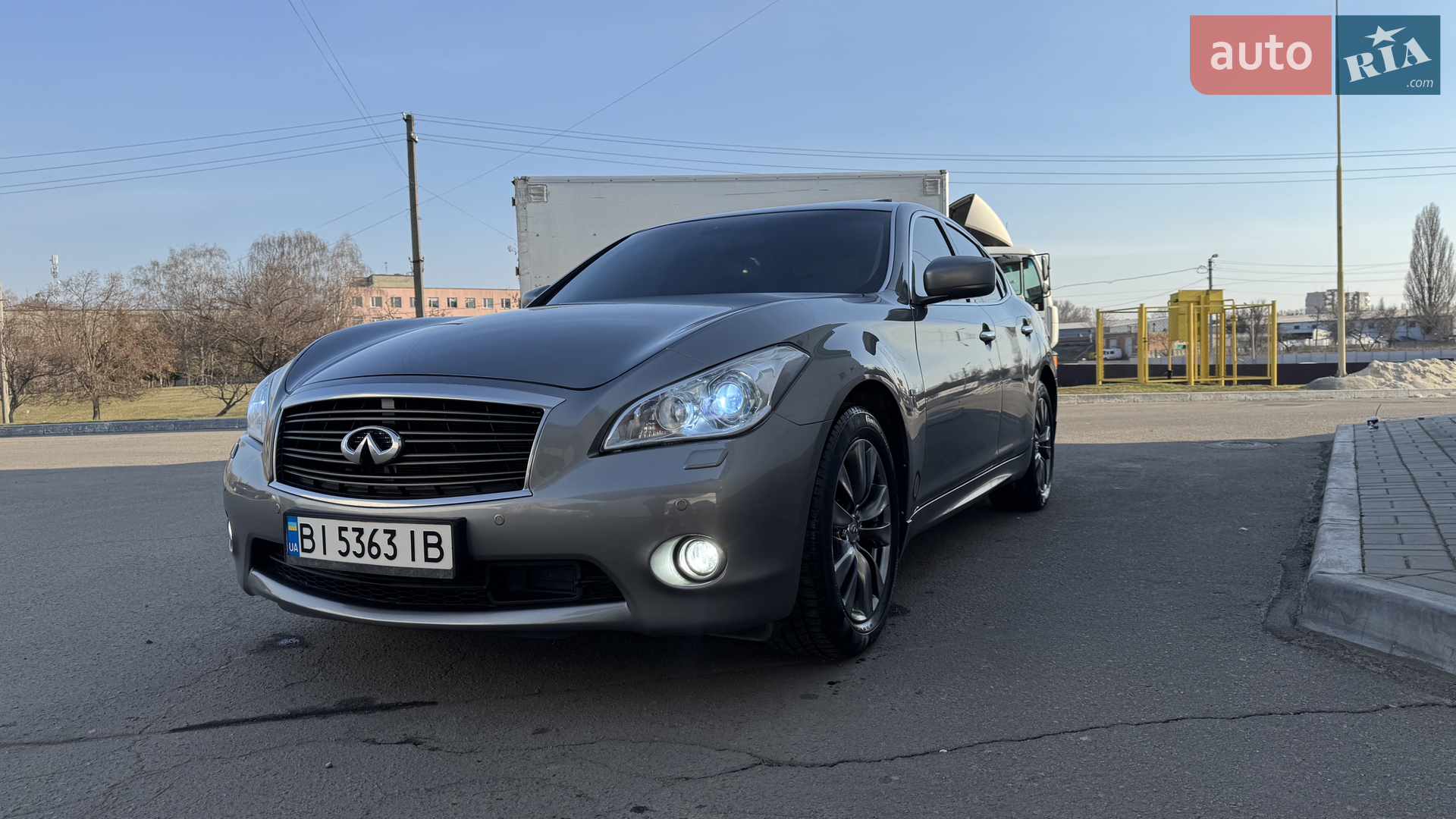 2012 Infiniti M - мініатюра 15