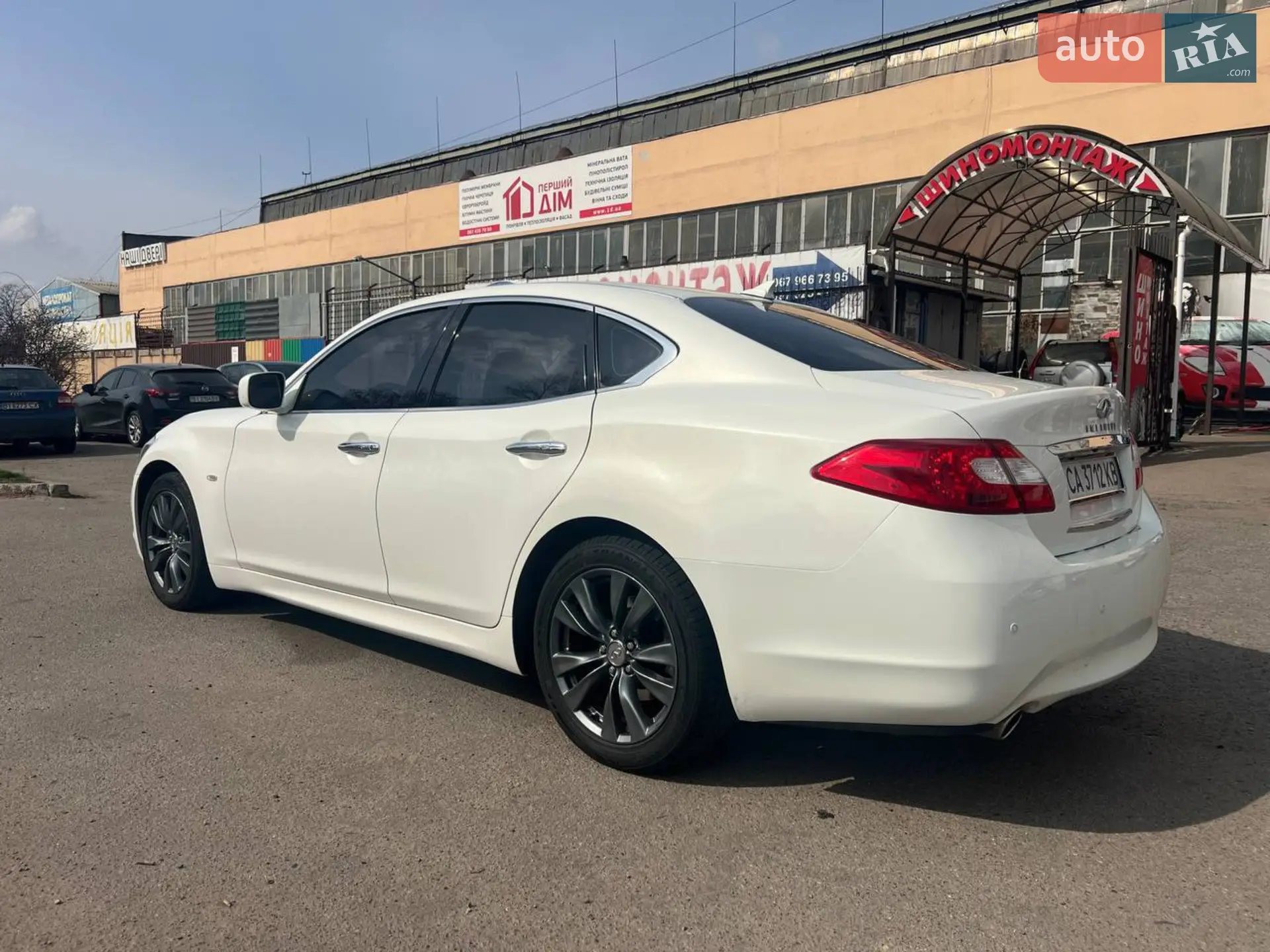 2010 Infiniti M - мініатюра 6