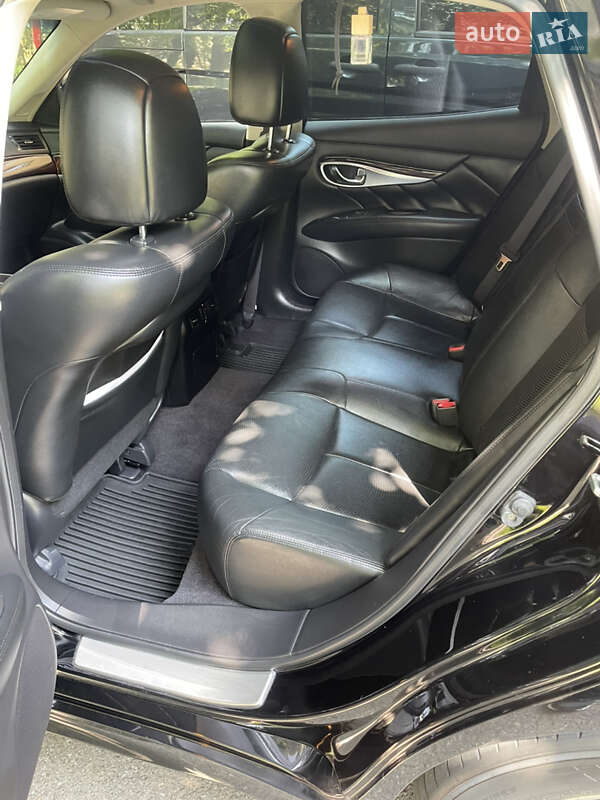 Седан Infiniti M37 2013 в Киеве фото 11 Седан Infiniti M37 2013 в Киеве