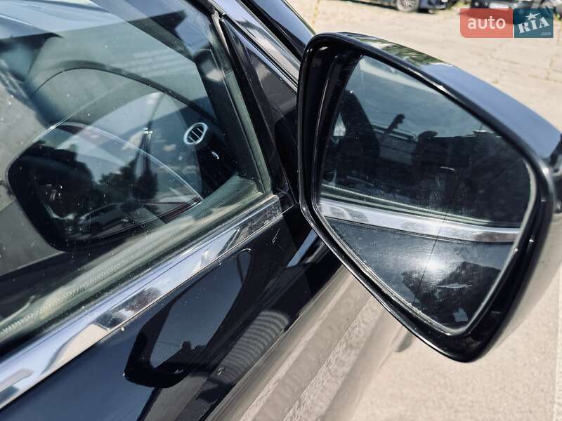 Седан Infiniti M37 2011 в Києві