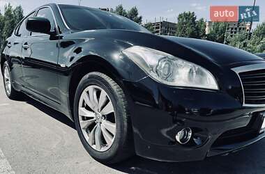 Седан Infiniti M37 2011 в Киеве