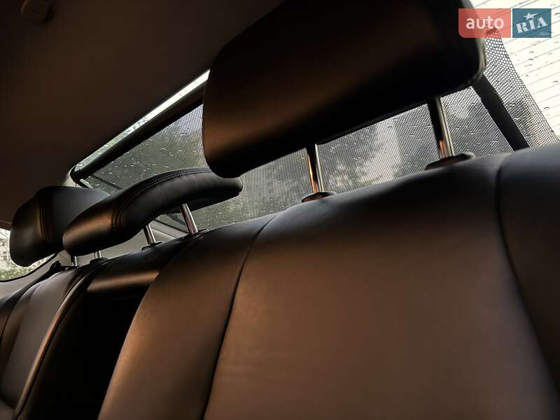 Седан Infiniti M37 2011 в Києві