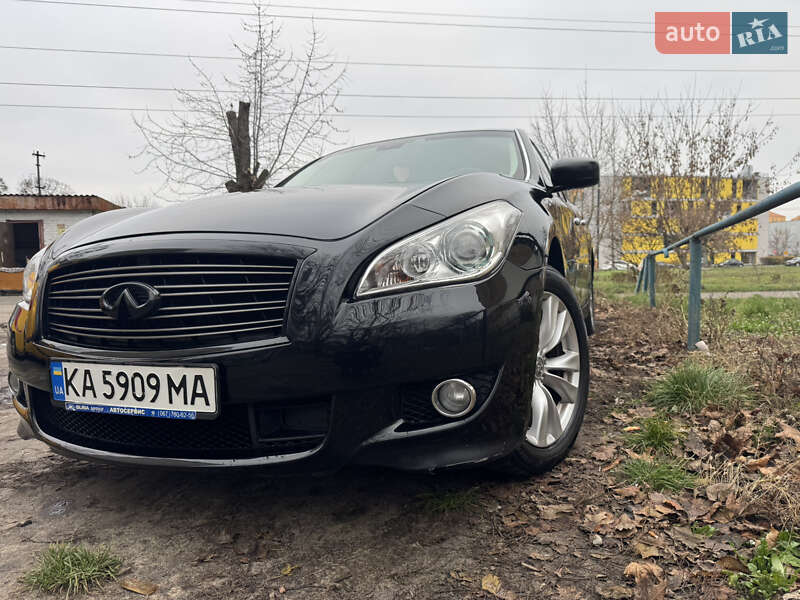 Infiniti M37 2010 Infiniti M37 2010