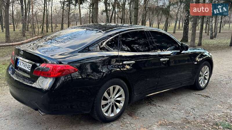 Седан Infiniti M37 2011 в Харькове