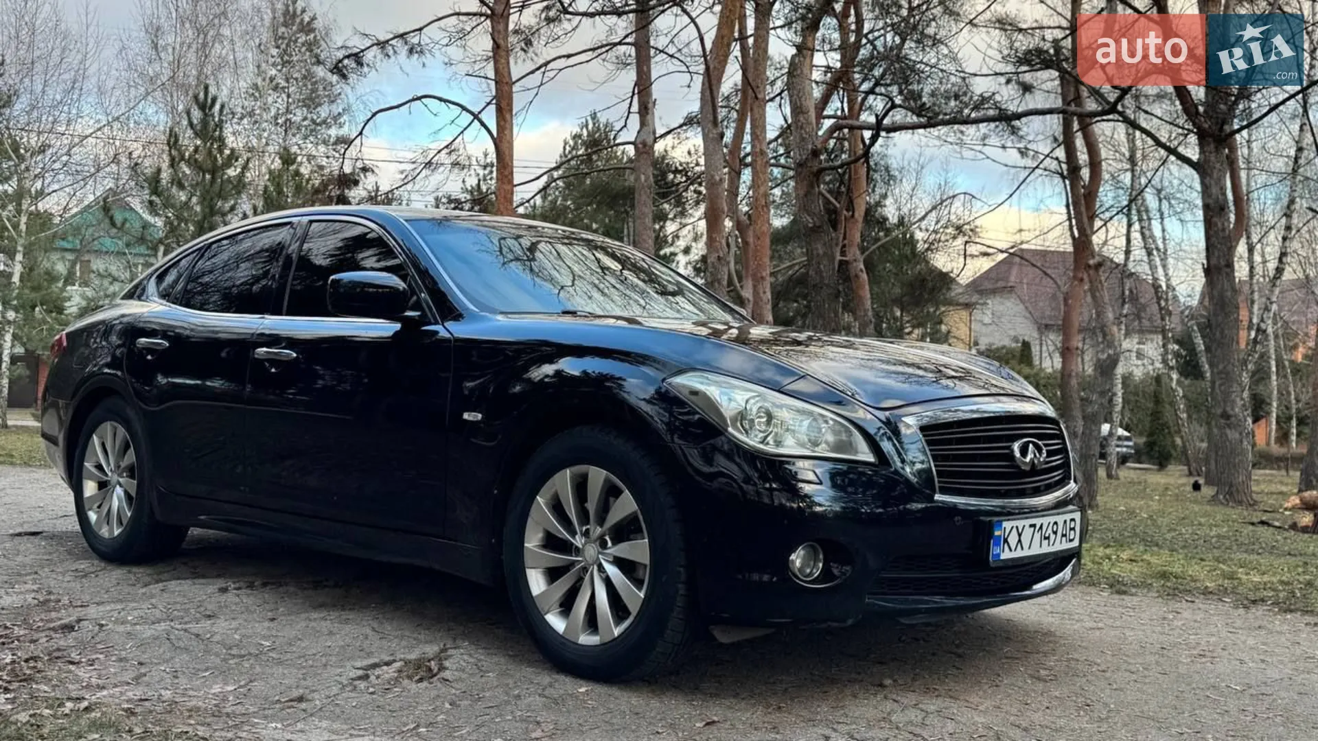 2011 Infiniti M - мініатюра 16