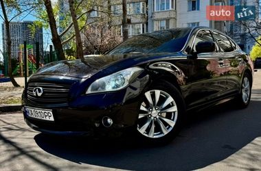 Седан Infiniti M37 2012 в Киеве