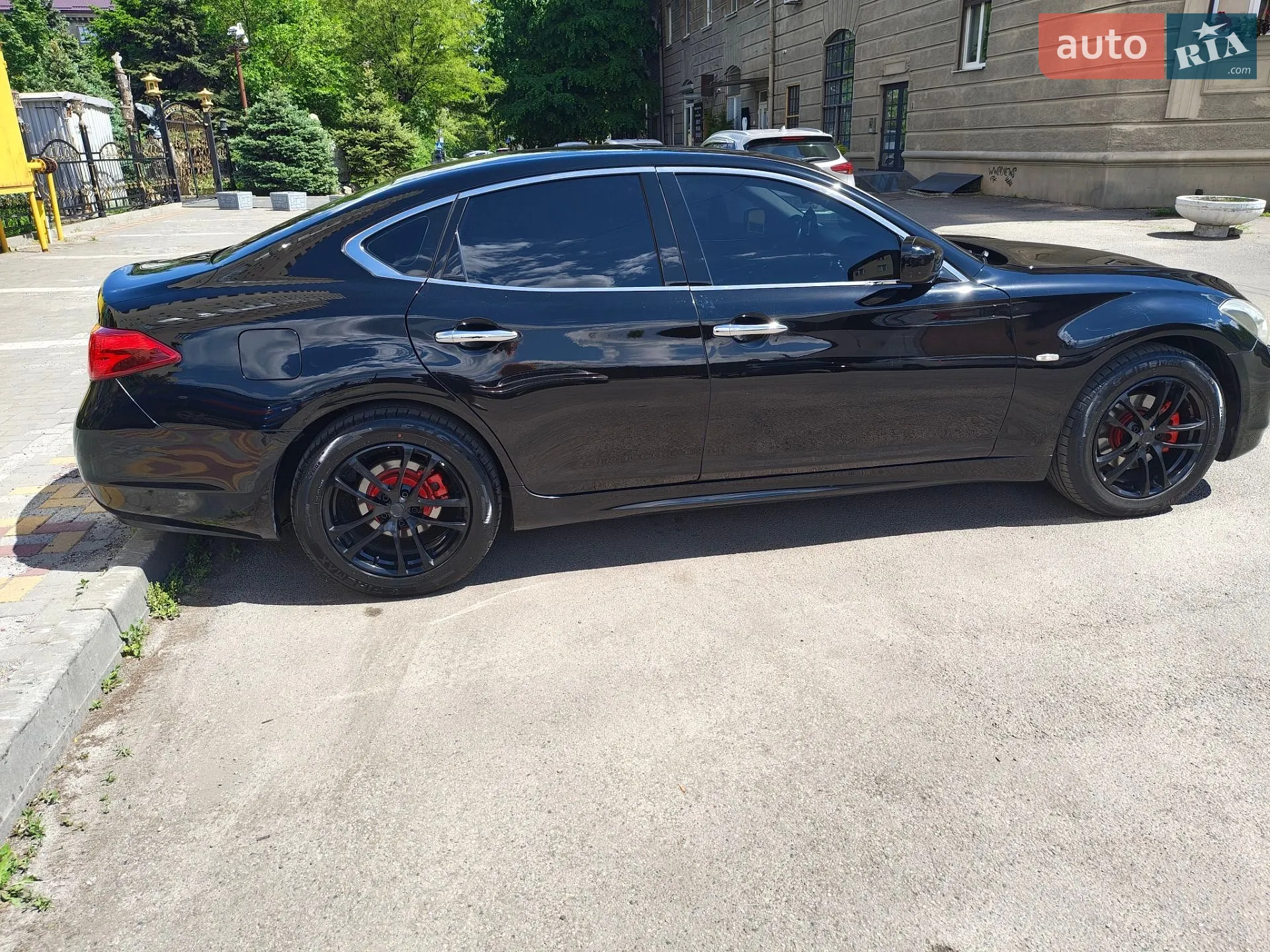 2010 Infiniti M - мініатюра 6