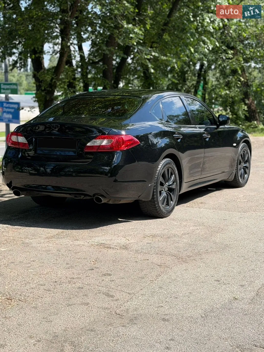 2011 Infiniti M - мініатюра 4