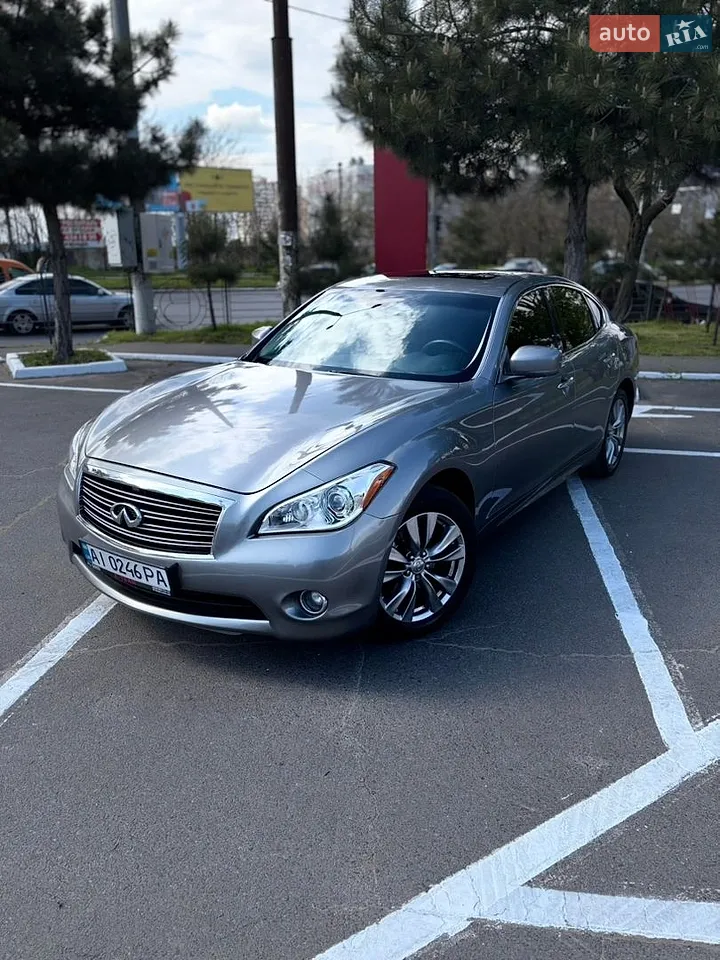 2012 Infiniti M - мініатюра 18
