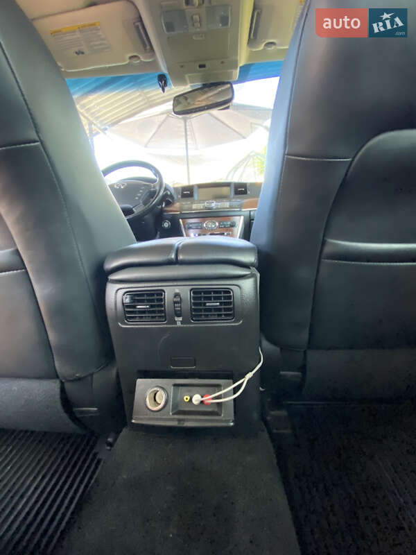 Седан Infiniti M45 2007 в Києві