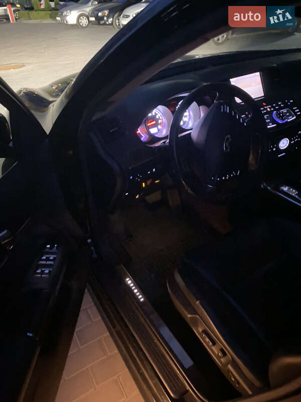 Седан Infiniti M45 2007 в Києві