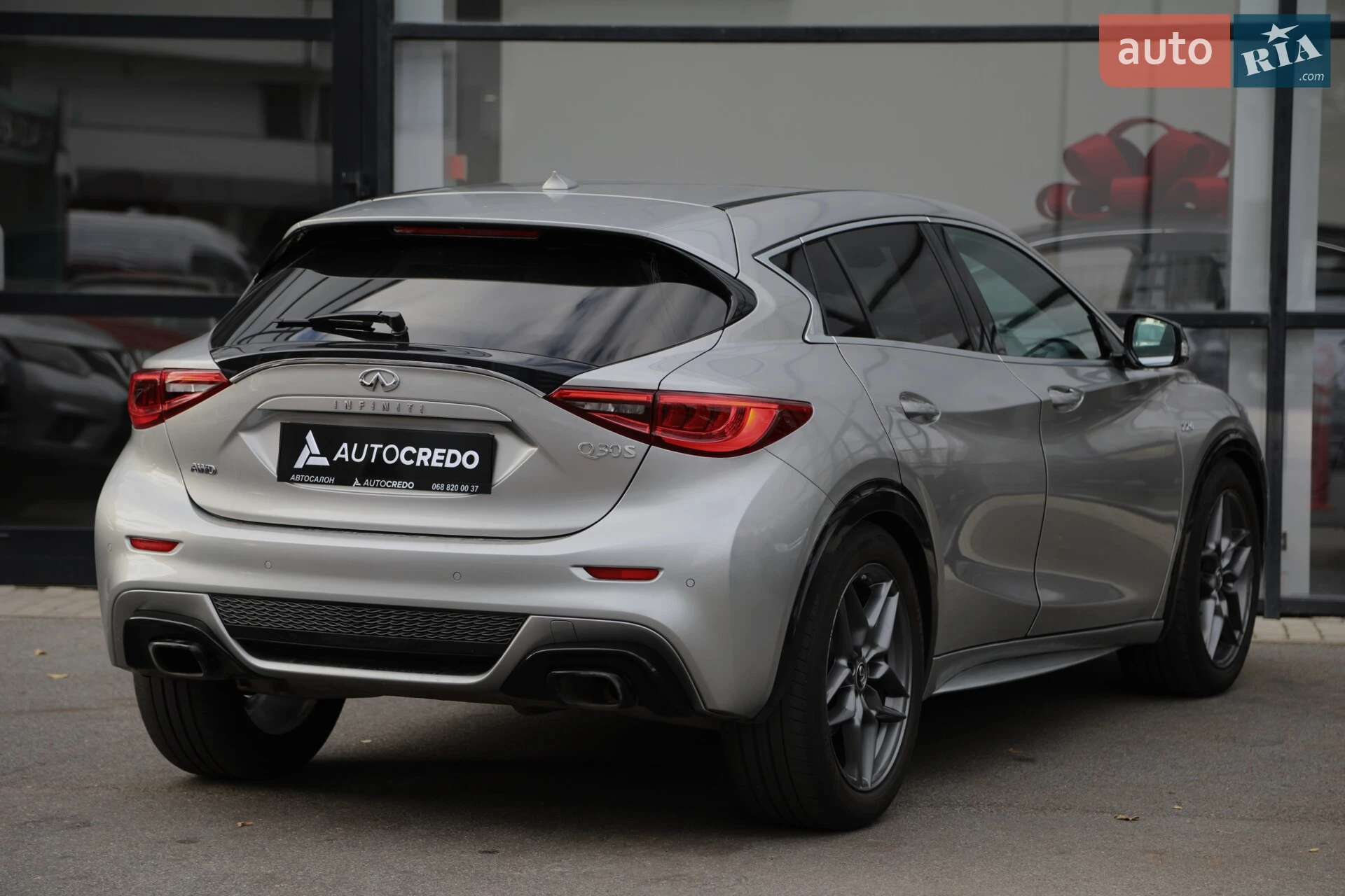2016 Infiniti Q30 - мініатюра 2