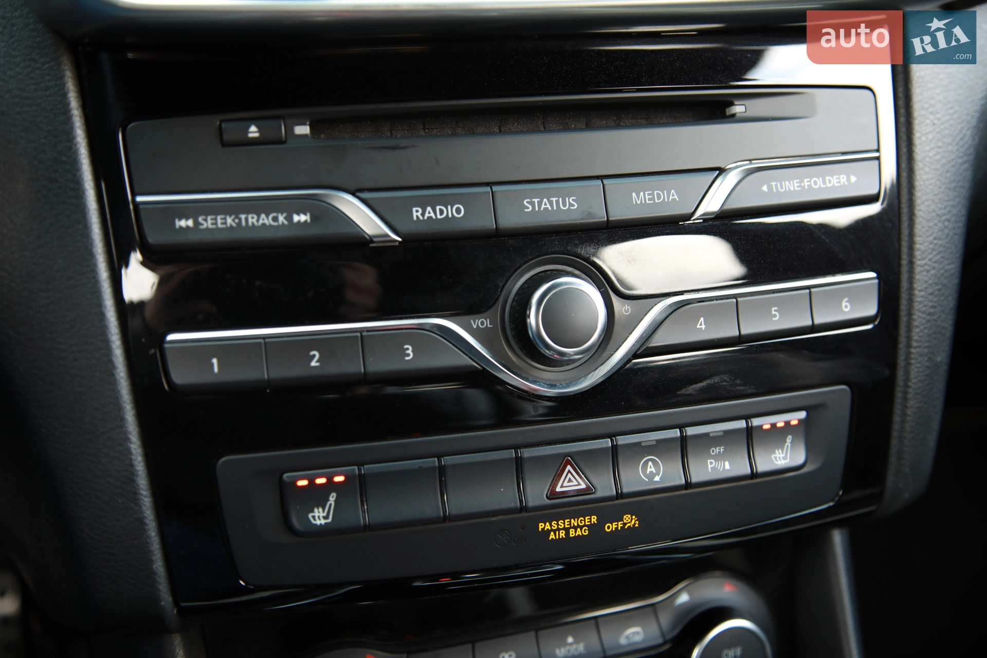 2016 Infiniti Q30 - мініатюра 15