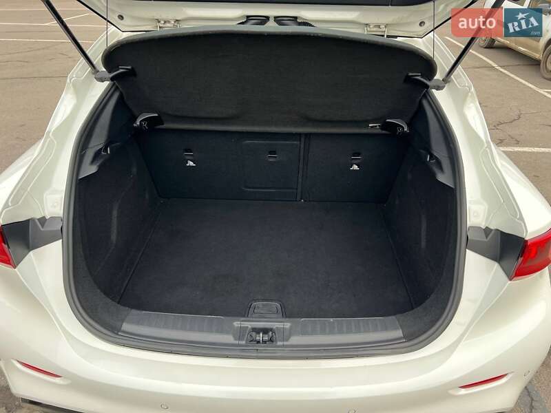 Хетчбек Infiniti Q30 2019 в Вінниці