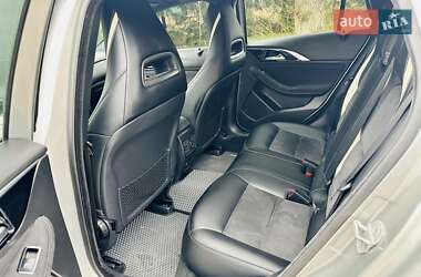 Хэтчбек Infiniti Q30 2016 в 