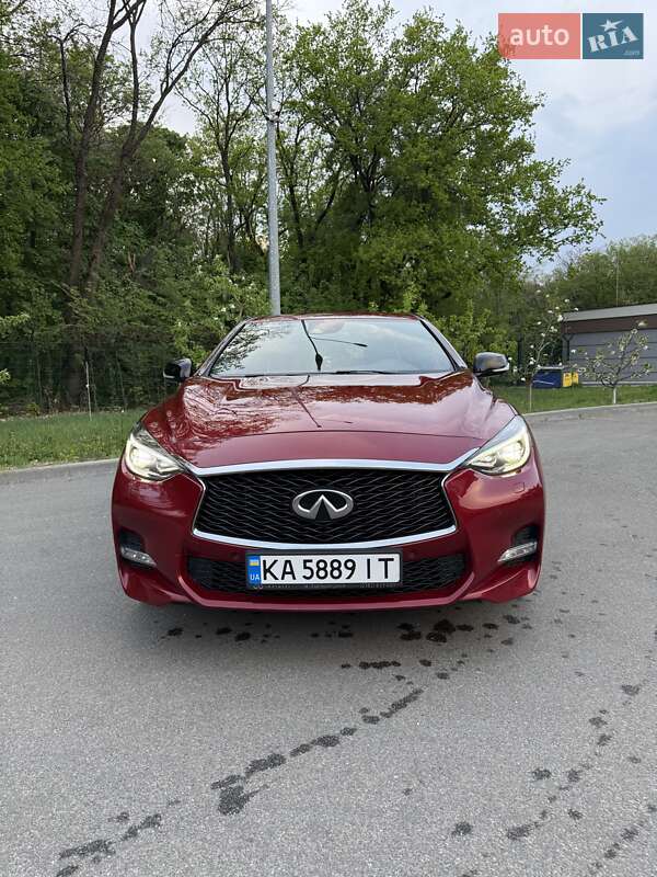 Хетчбек Infiniti Q30 2019 в Києві