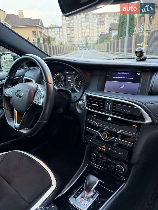 Хетчбек Infiniti Q30 2019 в Києві