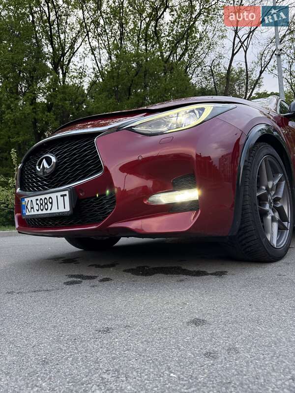 Хетчбек Infiniti Q30 2019 в Києві
