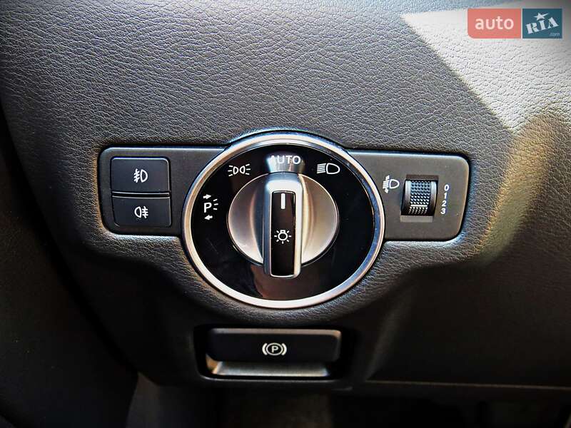 Хэтчбек Infiniti Q30 2017 в Черкассах