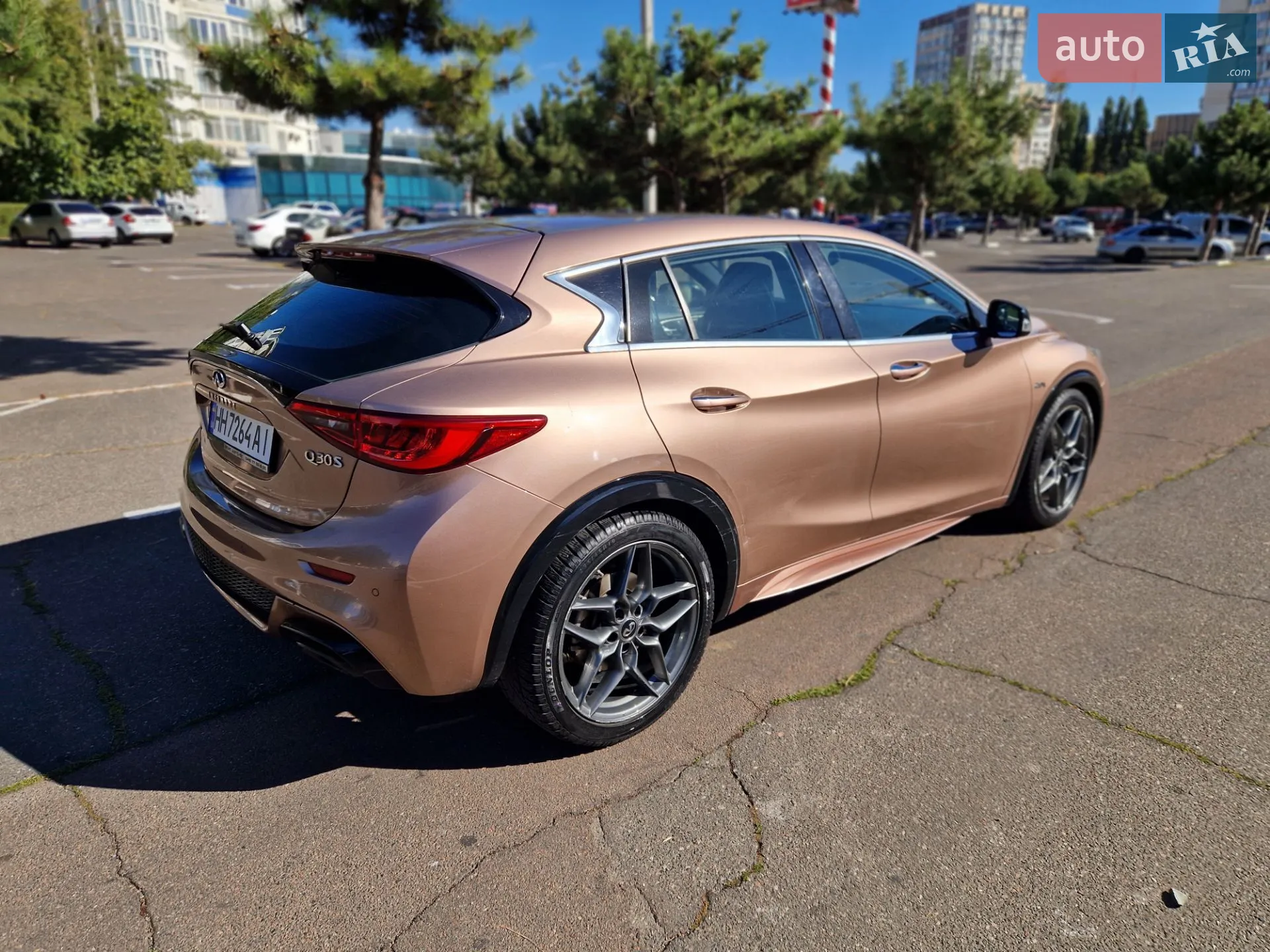 2016 Infiniti Q30 - мініатюра 3