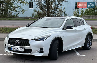 Хэтчбек Infiniti Q30 2016 в Ровно