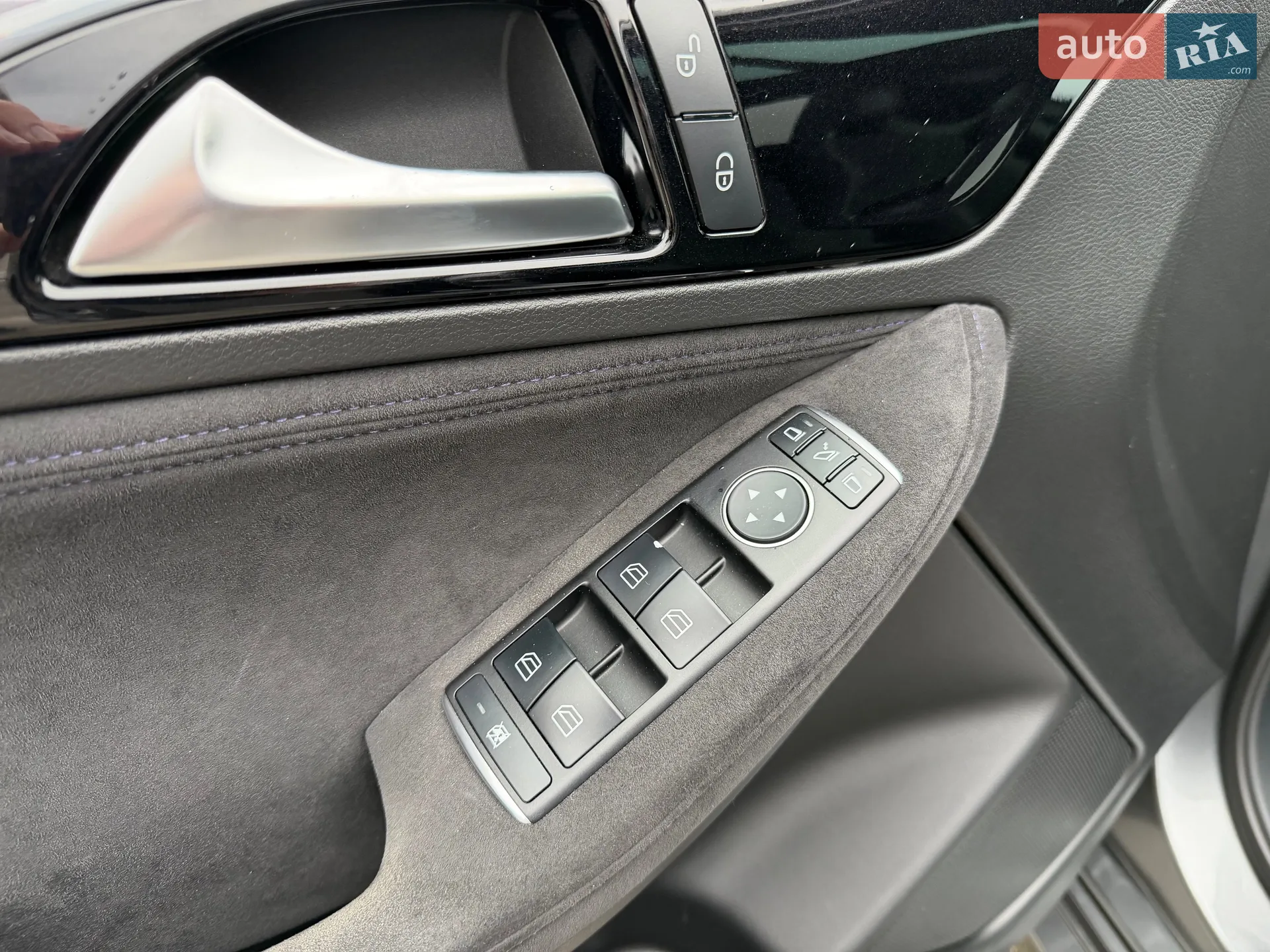 2016 Infiniti Q30 - мініатюра 47