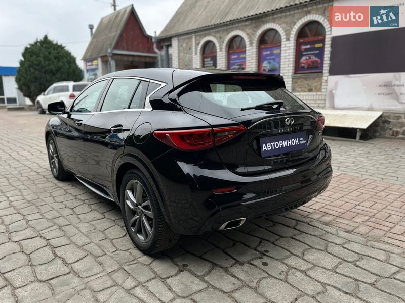 Хэтчбек Infiniti Q30 2017 в Белой Церкви фото 6 Хэтчбек Infiniti Q30 2017 в Белой Церкви