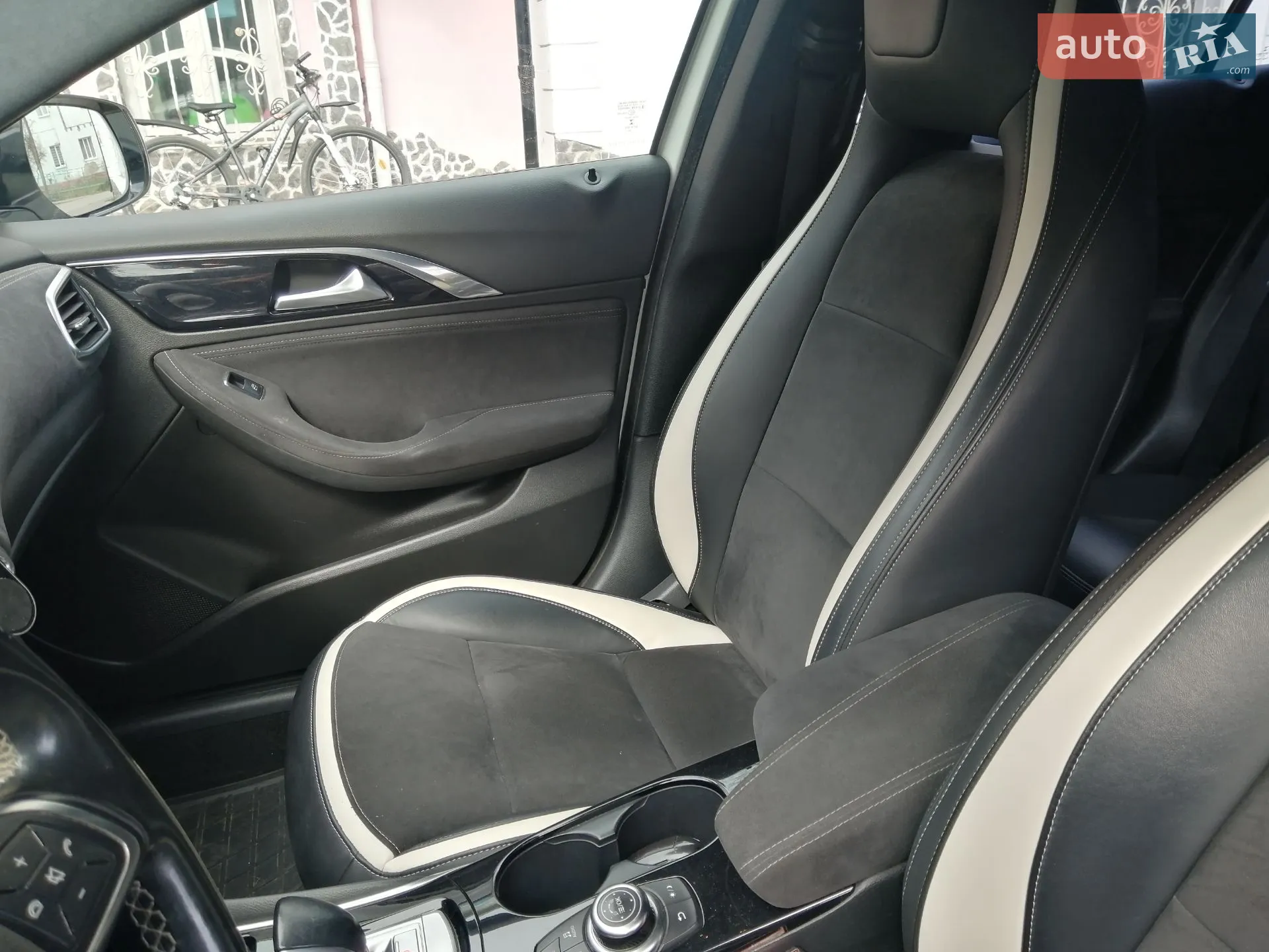 2016 Infiniti Q30 - мініатюра 15