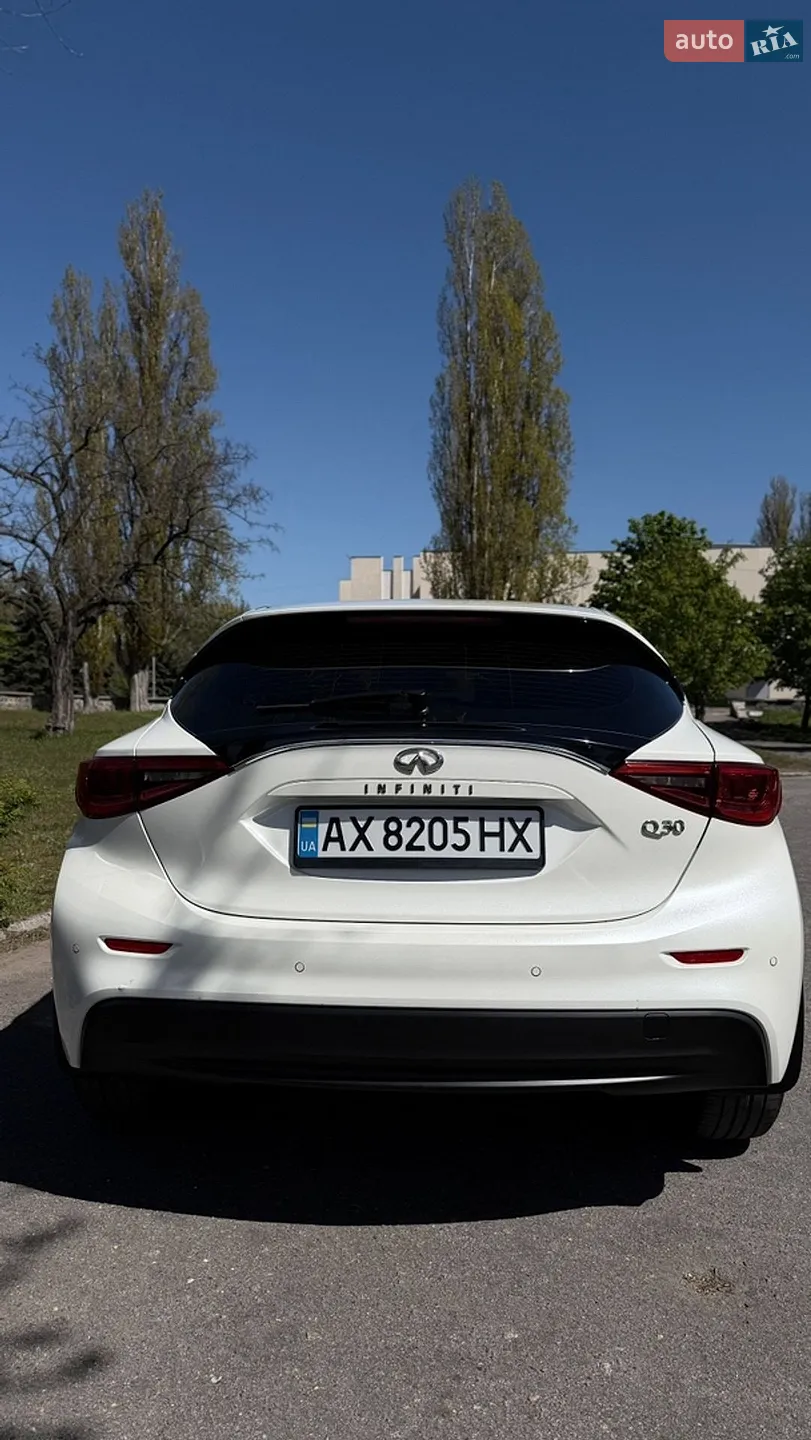 2017 Infiniti Q30 - мініатюра 6