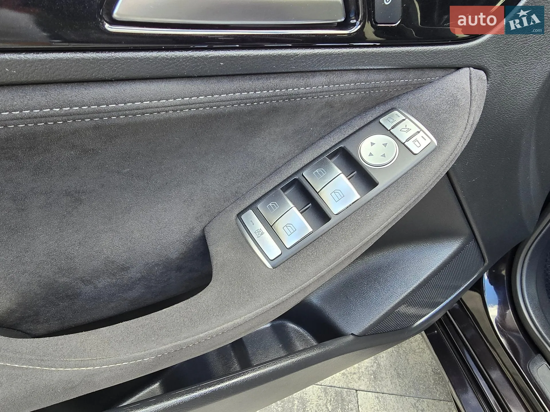 2016 Infiniti Q30 - мініатюра 17