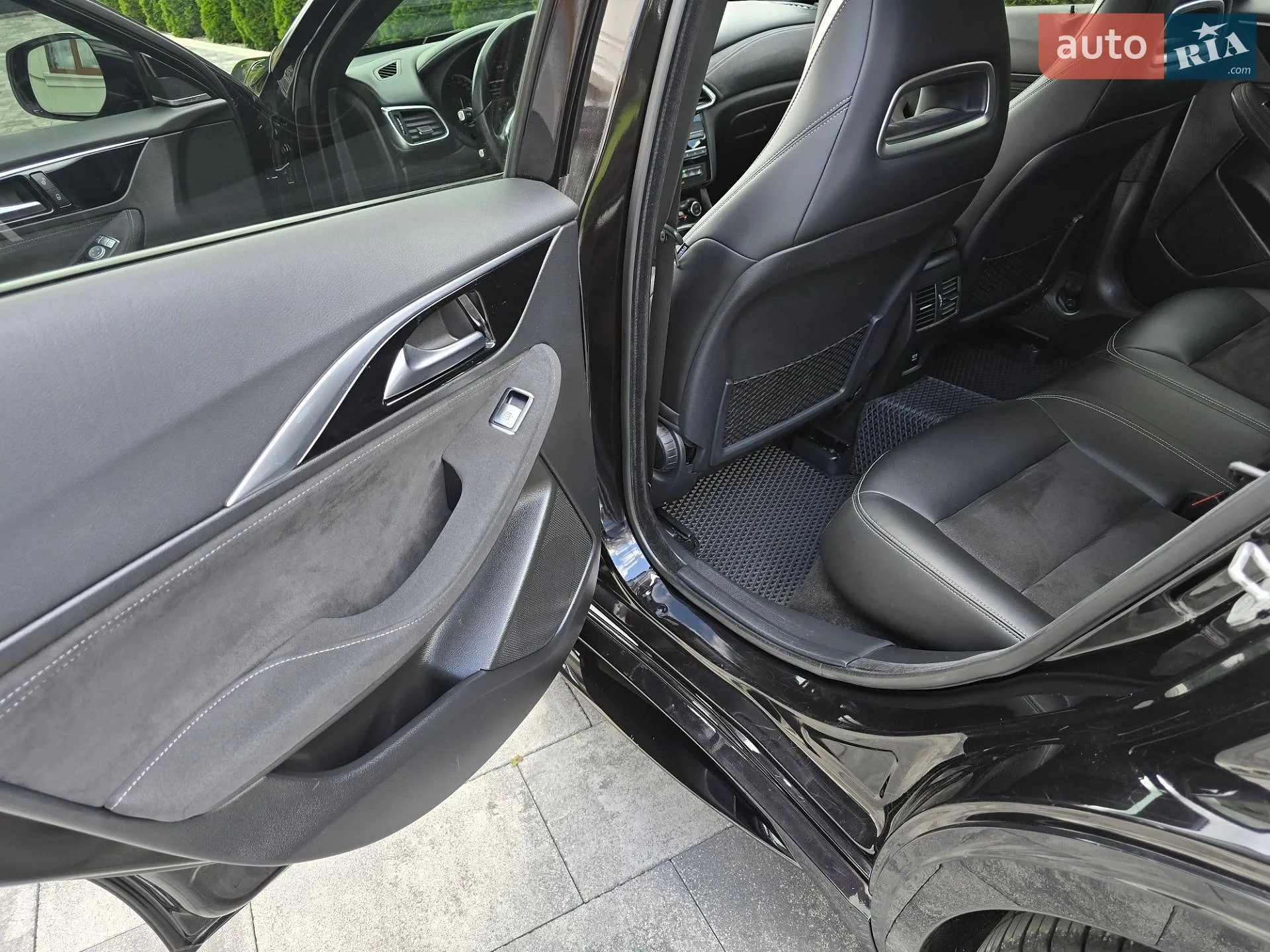 2016 Infiniti Q30 - мініатюра 35