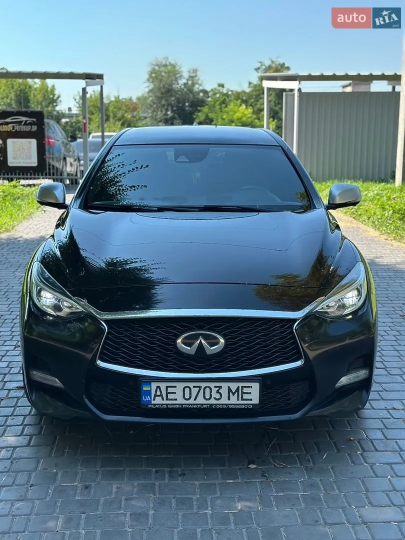 2016 Infiniti Q30 - мініатюра 4