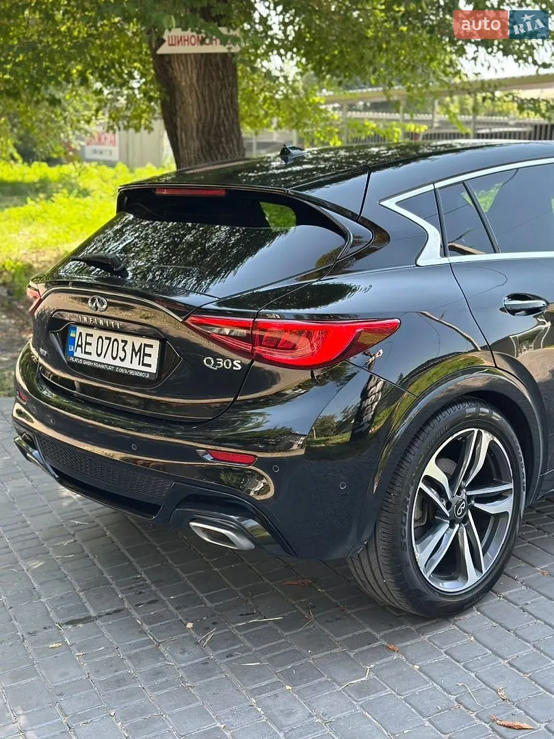 2016 Infiniti Q30 - мініатюра 9