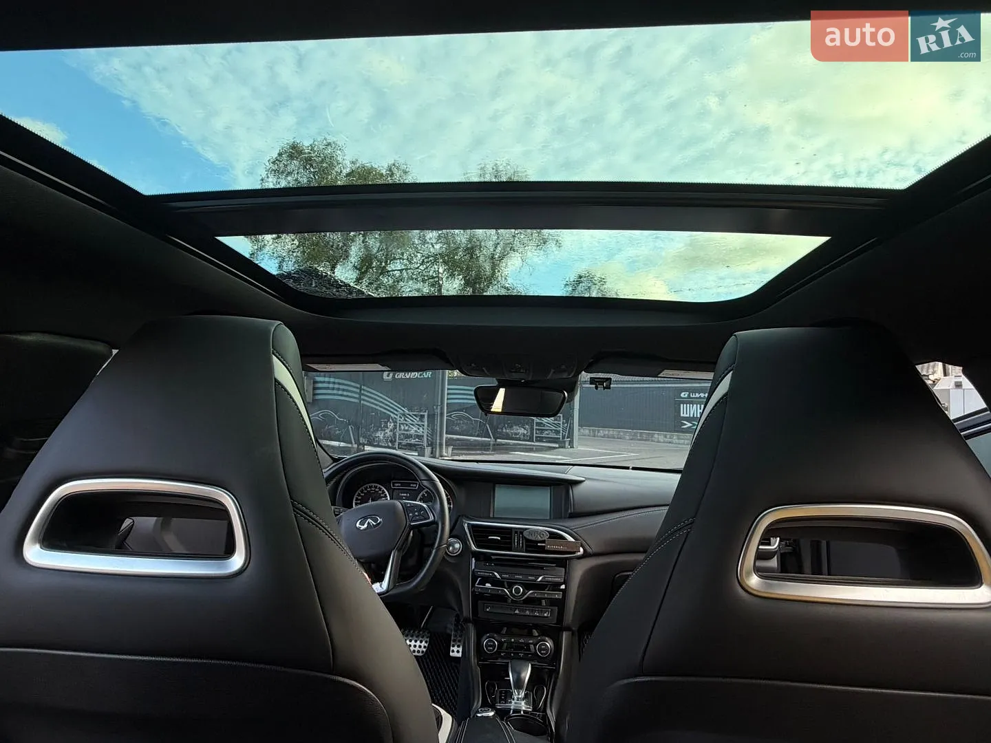 2018 Infiniti Q30 - мініатюра 9