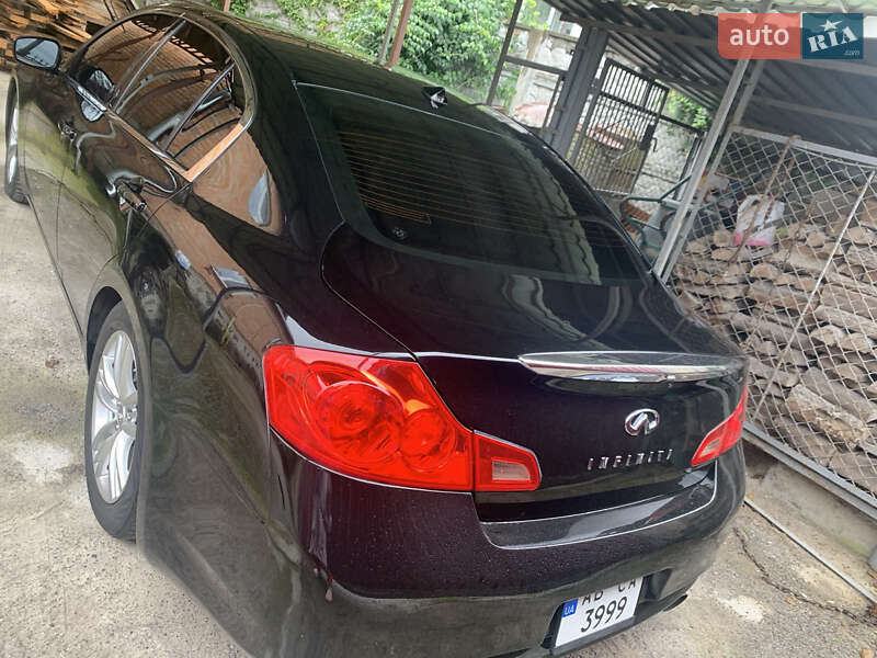 Седан Infiniti Q40 2014 в Вінниці