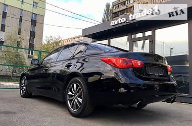 Седан Infiniti Q50 2014 в Киеве