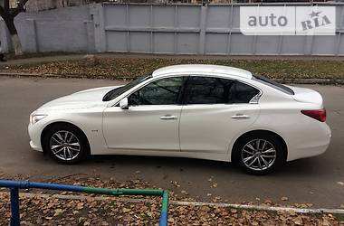 Седан Infiniti Q50 2014 в Киеве