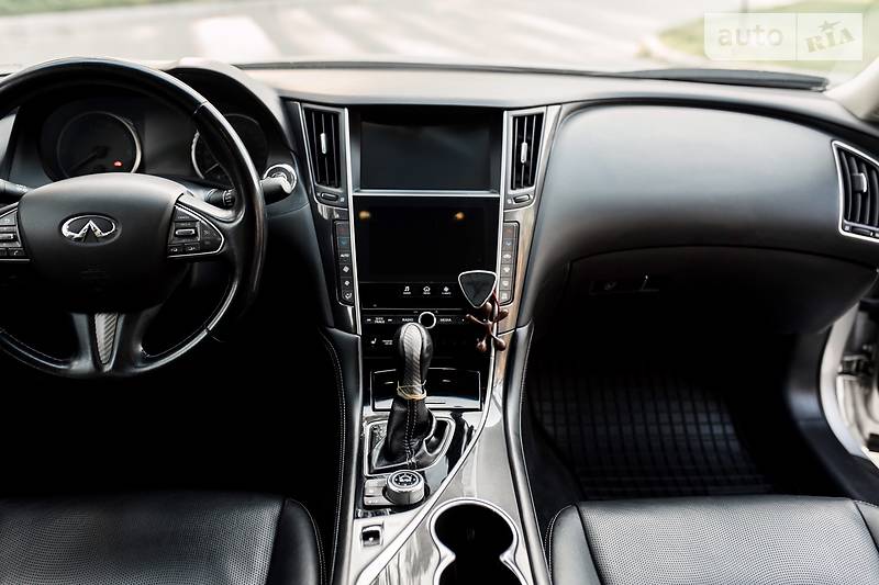 Седан Infiniti Q50 2015 в Львові фото 16 Седан Infiniti Q50 2015 в Львові