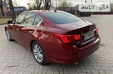 Седан Infiniti Q50 2014 в 